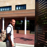 Carlos ingresa en la prisión de Albolote