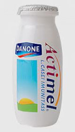 Actimel vs plátanos : un ejemplo de cómo nos engaña la industria alimentaria