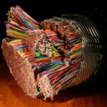 ¡Corta el cable rojo!