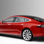 El Tesla Model S tiene un puerto Ethernet oculto que permite, por ejemplo, ejecutar Firefox