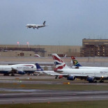 Lo que chocó con el Avión de Heathrow no fue un Drone, sino una bolsa de Plástico