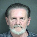 Un hombre de 70 años roba un banco porque prefiere ir la cárcel que vivir con su mujer