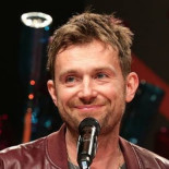 Damon Albarn sacado a la fuerza después de más de 5h de concierto