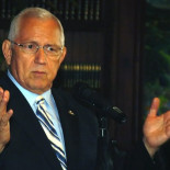 El Gobierno de facto de Micheletti rompe relaciones con España y tres países más