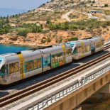 Grecia a precio de remate: Tsipras privatiza los trenes y el puerto