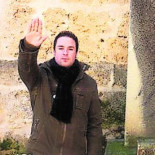 Los fiscales progresistas, a por las fotos fascistas de NNGG (organización juvenil del PP)