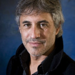 Sergio Dalma: "Si no tuviéramos piratería, habría podido superar el millón de copias"