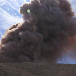 Una erupción volcánica seguida de dos fuertes sismos: Hawaii está en emergencia por la actividad del temido Kilauea