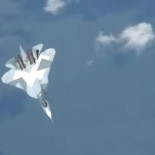 La maniobra mortal que acabó con la vida de Yuri Gagarin, en el caza ruso Su-57