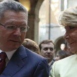 Esperanza Aguirre da por confirmados los sobresueldos a dirigentes del PP