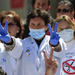 Madrid jubila forzosamente y por sorpresa a 700 de sus médicos