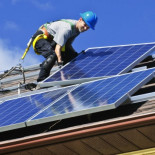 El autoconsumo compartido ya es posible en España: el TC anula la prohibición del Gobierno