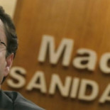 Otro paso hacia la privatización de la Sanidad en Madrid: los funcionarios obligados a renunciar a su plaza para ejercer