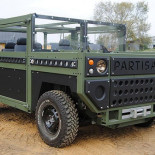 El todoterreno a prueba de bombas que se entrega en una caja de Ikea con 100 años de garantía