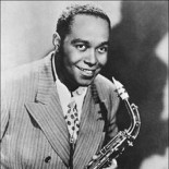 El día que Charlie Parker humilló al gran Gillespie con un saxofón de plástico