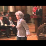 El vídeo de la mujer que rechazó la medalla de honor de Barcelona