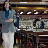 De la Cueva: "Los retrasos en la votación de la ley Sinde demuestran que se estafa a la ciudadanía"