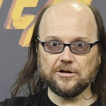 Santiago Segura «destapa» a la médium de Telecinco, Anne Germain