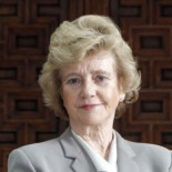 La Defensora del Pueblo denuncia los horarios para pagar facturas en la banca