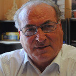 Un vecino se indigna ante la falta de ayudas contra el cáncer y el concejal de Sanidad del PP le llama “maricón”