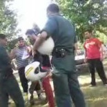 ¡Tú a un alcalde no le das órdenes!