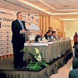 Liga y Gobierno se 'pican' y el cierre patronal, más cerca