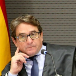 El juez Salvador Alba, camino del banquillo por cuatro delitos mientras sigue presidiendo juicios por corrupción